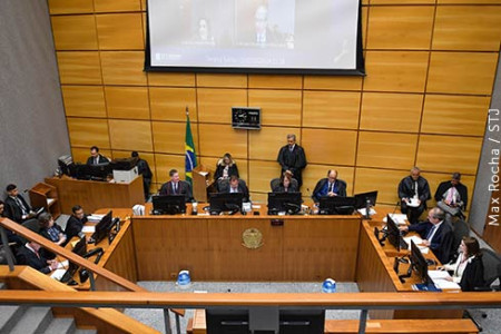Direito real de habitação pode ser estendido a filho incapaz, decide Terceira Turma